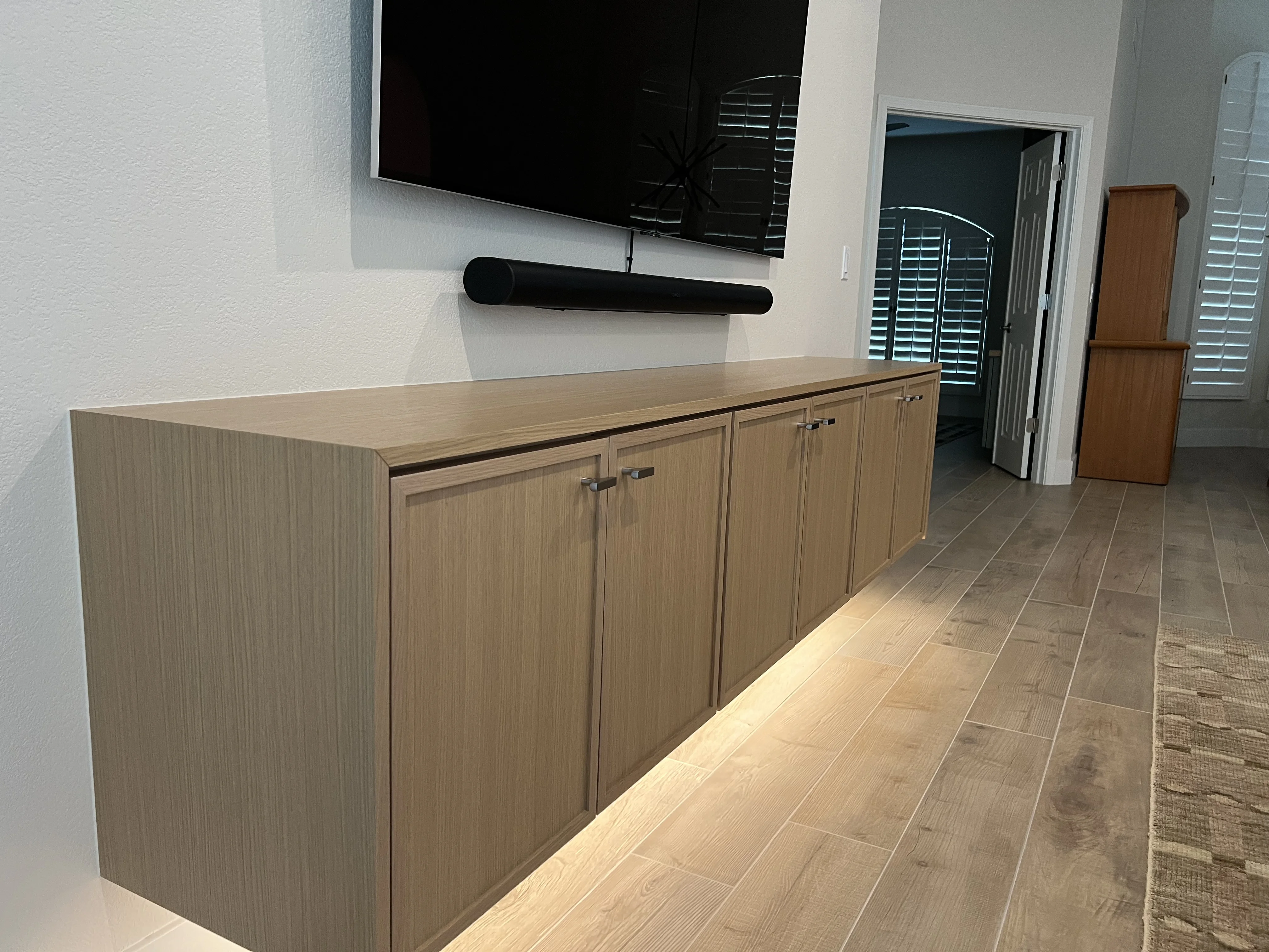 White oak floating entertainment