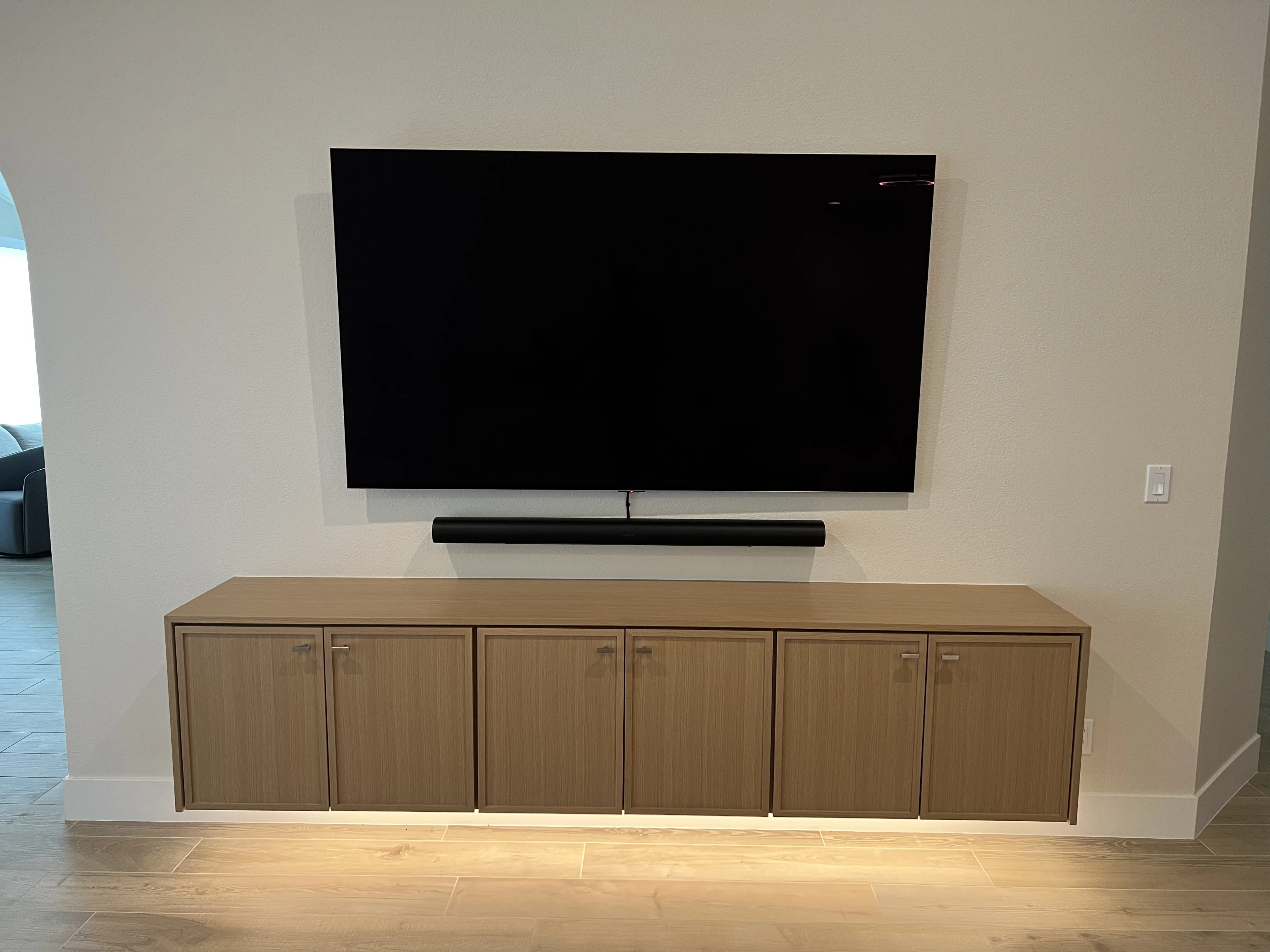 White oak floating entertainment